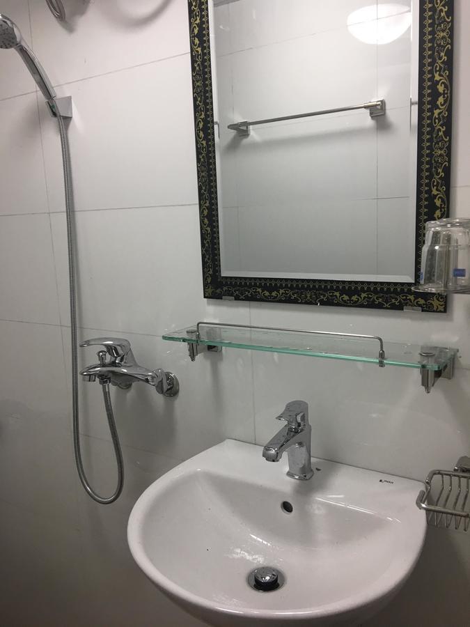 Awa Downtown Hostel Hanoi Dış mekan fotoğraf