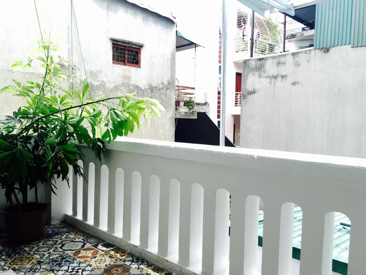 Awa Downtown Hostel Hanoi Dış mekan fotoğraf