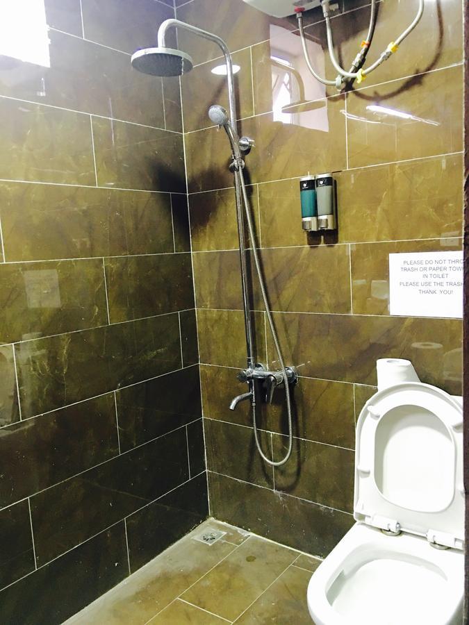 Awa Downtown Hostel Hanoi Dış mekan fotoğraf