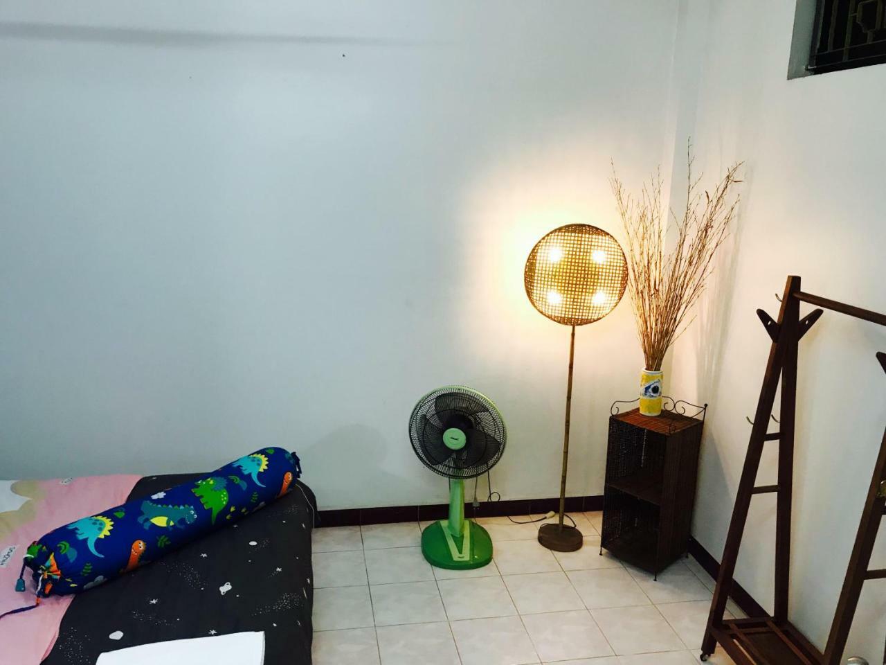 Awa Downtown Hostel Hanoi Dış mekan fotoğraf